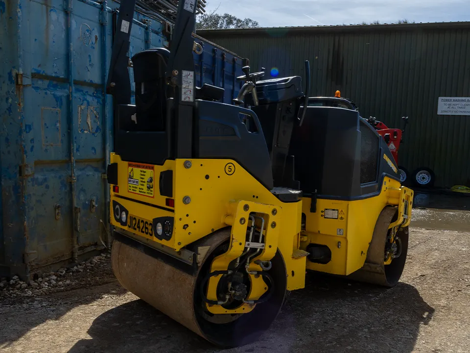 L-Bomag-120_H0A2561