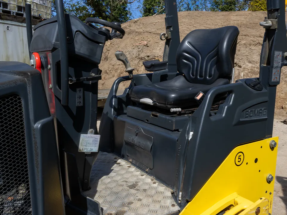 L-Bomag-120_H0A2569